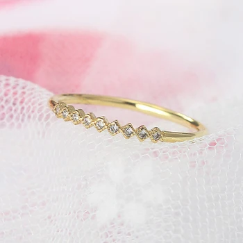 Изящное кольцо для женщин простой элегантной геометрии Мини-циркон Золотого цвета Тонкие кольца для пальцев Модные Аксессуары Ювелирные изделия