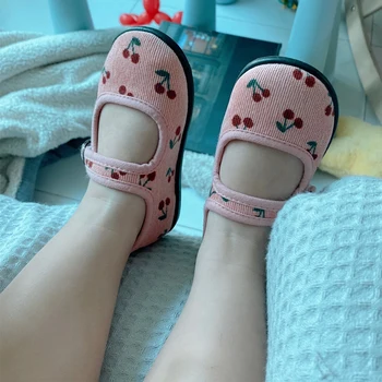 Новые вельветовые парусиновые туфли с цветочным рисунком для девочек, домашняя обувь с квадратным носком, нескользящая обувь на мягкой подошве