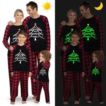 Семейные пижамы в тон Рождеству, светящиеся, Мы Семья, Рождественская елка, Черный пижамный комплект